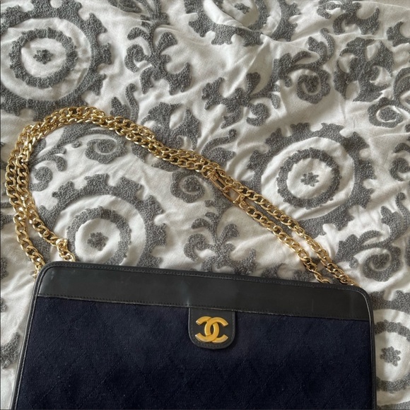 Chanel clutch - Picture 10 of 14